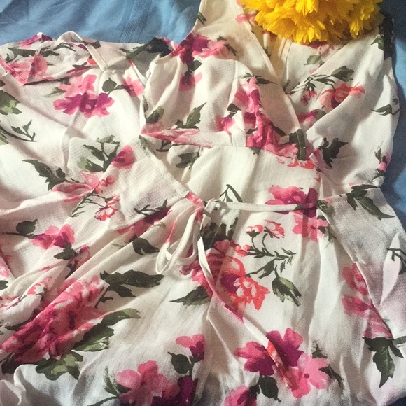 OFF WHITE SLEEVELESS FLORAL JUMPSUIT - Picture 5 of 8